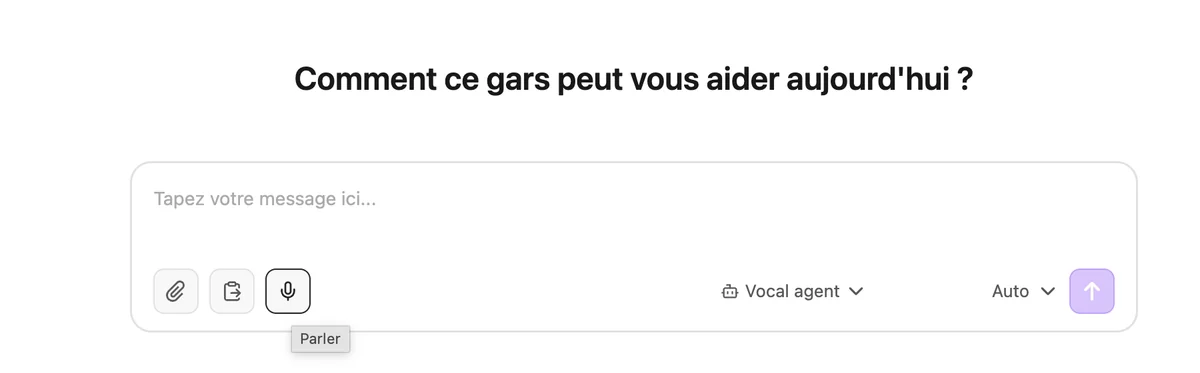 Bouton Parler sous le champ de saisie d'un agent compatible avec le mode vocal